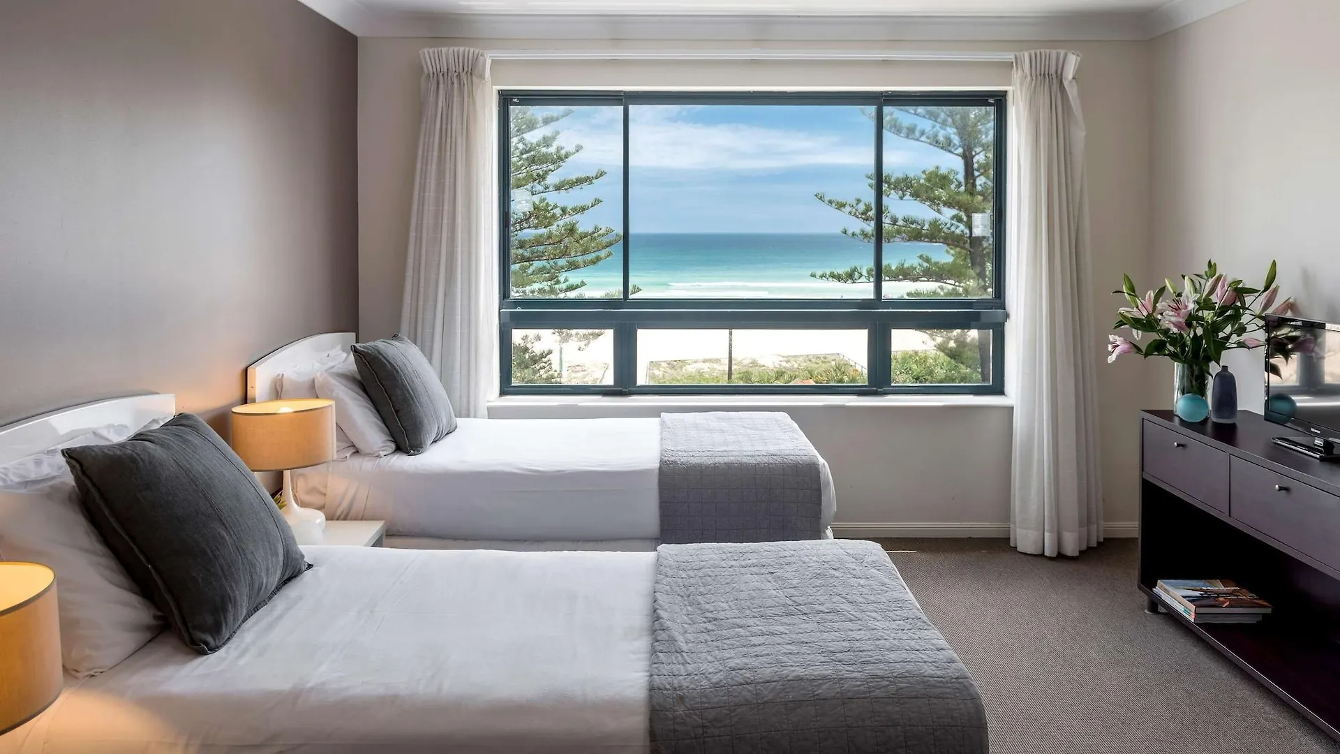 **** Lejlighedshotel Oaks Gold Coast Calypso Plaza Suites Australien